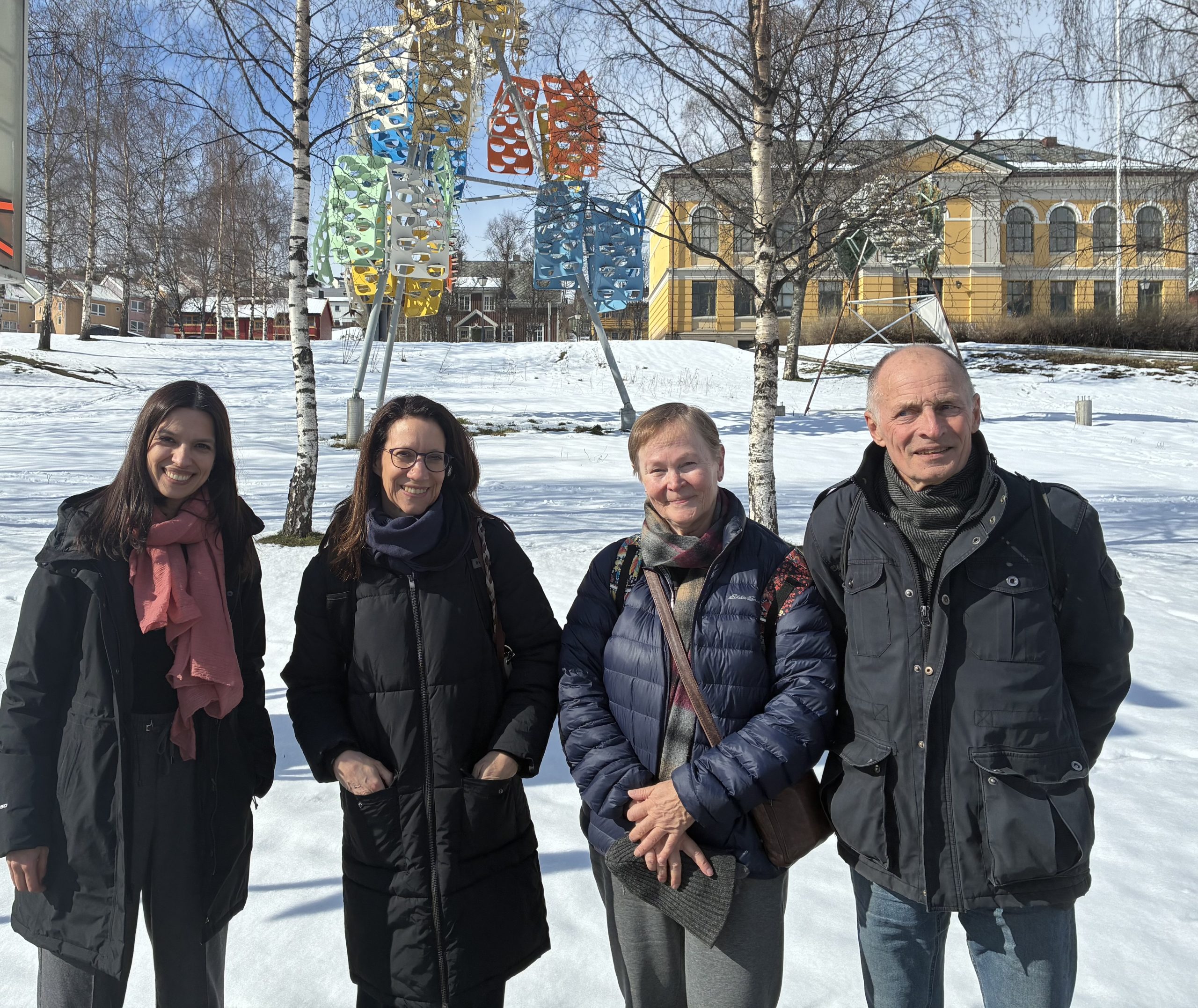 arcsoultion scientists in front of kongsbakken vgs in tromsø